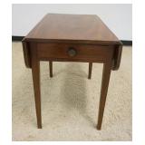 1088	ANTIQUE MAHOGANY 1 DRAWER DROP LEAF TABLE, CLOSED APPROXIMATELY 32 IN X 20 IN X 28 IN, OPEN 40 