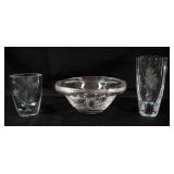1144	ARTIST SIGNED WHEEL CUT CRYSTAL BOWL AND VASES, BOWL APPROXIMATELY 8 IN X 3 IN H