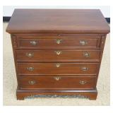 1221	MAHOGANY SMALL GRADUATED 4 DRAWER CHEST ON BRACKET FEET WITH PULL OUT SURFACE, APPROXIMATELY 32