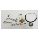 1242	ASSORTED DESIGNER JEWERLY INCLUDING SPRING NECKLACE, CIRLE NECLACE A& EARRING SET, LEAR SCULPTU