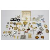 1246	ASSORTED COSTUME JEWELRY