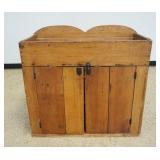 1268	PRIMITIVE PINE 2 DOOR DRY SINK WITH SCALLOPED EDGE SPLASH, APPROXIMATELY 15 IN X 36 IN X 35 IN 