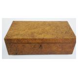 1029	ANTIQUE BURLWOOD LADY