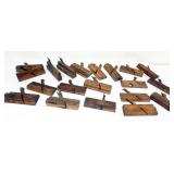 1263	GROUP OF ANTIQUE WOOD WORKING PLANES
