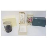 1154	LENOX CHINA GROUP, SEASONS GREETINGS LTD ED 1999, LIGHT OF PEACE, MOTHERS DAY VASE, TALLEST APP