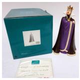 1043	WALT DISNEY CLASSIC COLLECTIONS, SNOW WHITE AND THE SEVEN DWARFS, EVIL QUEEN,  *WHO IS THE FIAR