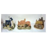 1169	3 DAVID WINTER HAND PAINTED COTTAGES, CROFTER