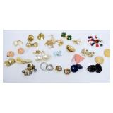 1210	24 LADIES EARRINGS INCLUDING PIERCED AND CLIP, MANY MARKED BY MAKERS SUCH AS MONET & CAROLEE