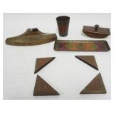 1008	BRASS DESK SET INCLUDING BLOTTER CORNERS, BLOTTER, PEN TRAY, PEN HOLDER & CUP, LARGEST PIECE AP