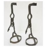 1106	PAIR OF PRIMITIVE WROUGHT IRON RUSH LIGHTS, EACH APPROXIMATELY 6 IN X 17 IN H