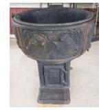 1153	KENWOOD THE WETTTRLE CO., CAST IRON LARD RENDERING KETTLE STOVE, FRONT FOOT BROKE AND MISSING, 