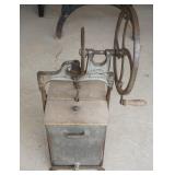 1154	DAZEY CHURN, APPROXIMATELY 18 IN X 12 IN X 31 IN H