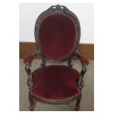 1212	WALNUT VICTORIAN CARVED PARLOR ARM CHAIR, APPROXIMATELY 28 IN X 32 IN X 44 IN H