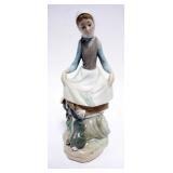 1060	LLADRO PORCELAIN FIGURE *RABBITS FOOD* #4826, APPROXIMATELY 9 1/2 IN HIGH