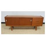1241	MID CENTURY MODERN TEAK 2 DOOR, 4 DRAWER WALL SERVER WITH KEYS, APPROXIMATELY 79 IN X 18 IN X 3