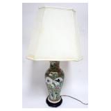 1089	ASIAN PORCELAIN LAMP, APPROXIMATELY 35 IN H