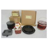 1088	ASSORTED LONGABERGER BASKETS INCLUDING 2010 SANTA CHIMNEY STOCKING HOLDER WITH BASKET, LID AND 