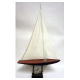 1013	VINTAGE POND BOAT, APPROXIMATELY 21 IN X 5 IN X 34 IN H