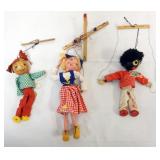 1100	GROUP OF PUPPETS INCLUDING PELHAM MADE IN ENGLAND, LARGEST APPROXIMATELY 13 IN