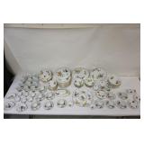 1013	ROYAL WORCESTER EVESHAM DINNERWARE, 117 PIECES