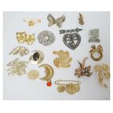1055	ASSORTMENT OF 17 LADIES DESINGER PINS, SOME MARKED BY MAKER, INCLUDING MONET AND JJ