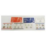 1093	2005 UNCIRCULATED PHILADELPHIA & DENVER COIN SETS