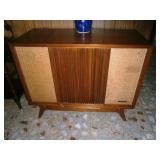 PACKED NORCO ESTATE SALE WITH ANTIQUES AND VINTAGE