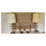 chrystal lamps are sold.