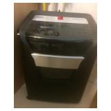 Staples Heavy Duty Shredder