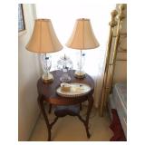 End table / (2) Lamps