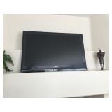 42" Hitachi TV