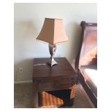 End table / Table Lamp