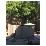 Small Rubbermaid shed