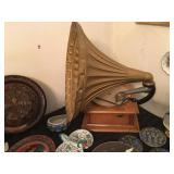 Phonograph Phonograph