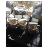 B&G Copenhagen Luncheon Plates/cups/saucers B&G Copenhagen Luncheon Plates/cups/saucers