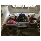 Scarves / Belts / Hats