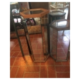 Mirrored Pedestals