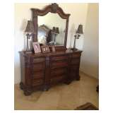$300 - Broyhill Dresser