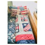 Fourth of July Quilt / Pillows