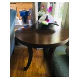 Dialogica Savarese End Table