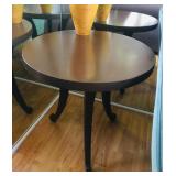 Dialogica Savarese End Table