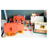 Fisher Price Houses / Farm