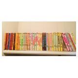 Vintage Wizard of Oz Paperback Books