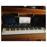 Casio Keyboard w/Speakers