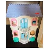 Fisher Price Dollhouse