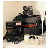 Polaroid / 35mm  Cameras & Video Camera