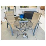 Patio Chairs w/Table