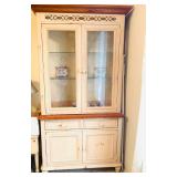 Display / China Cabinet