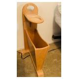 Side table / Magazine rack