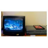 TV & VCR/DVD Player 
